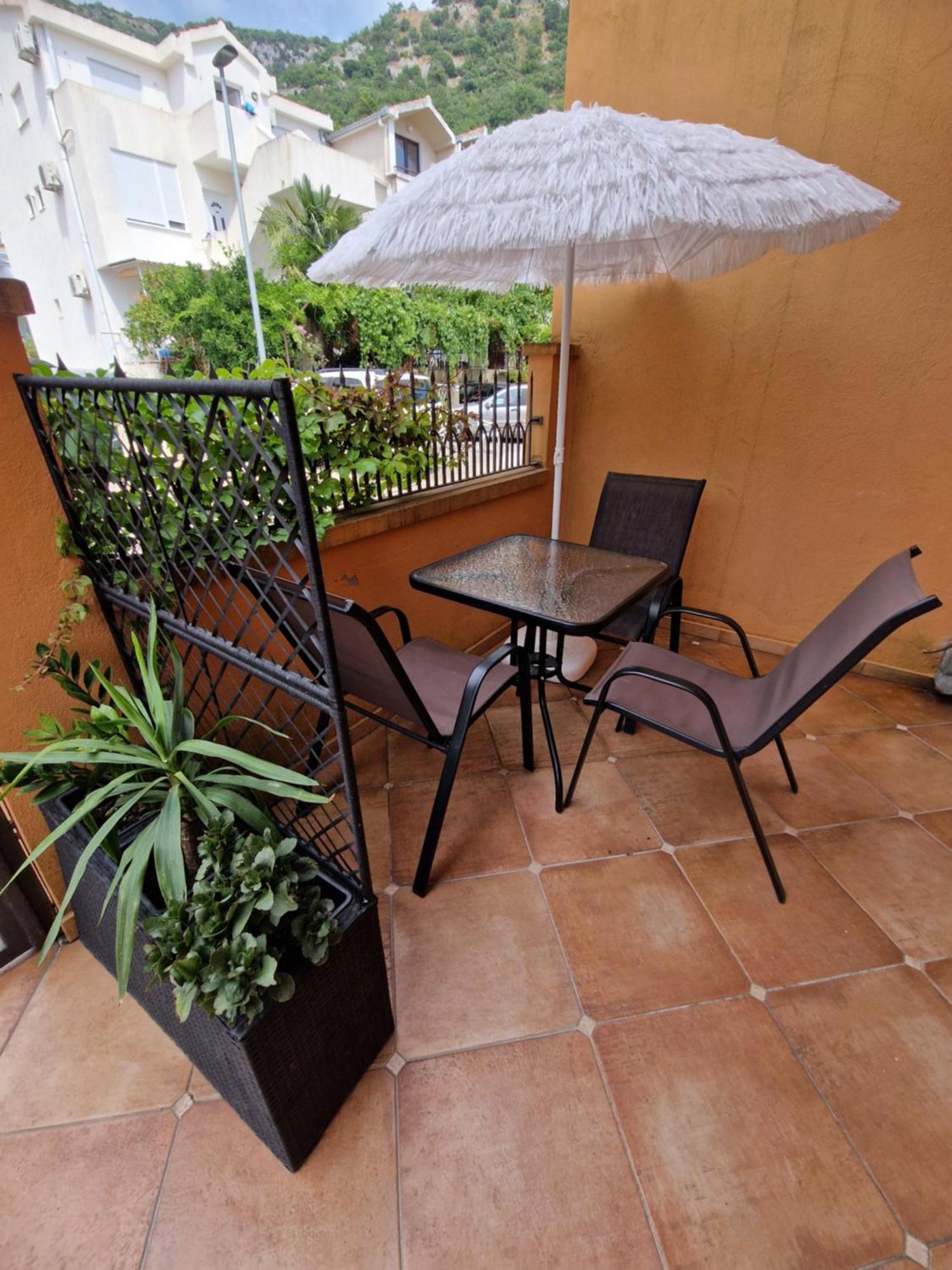 Guest House Damjana Budva Luaran gambar