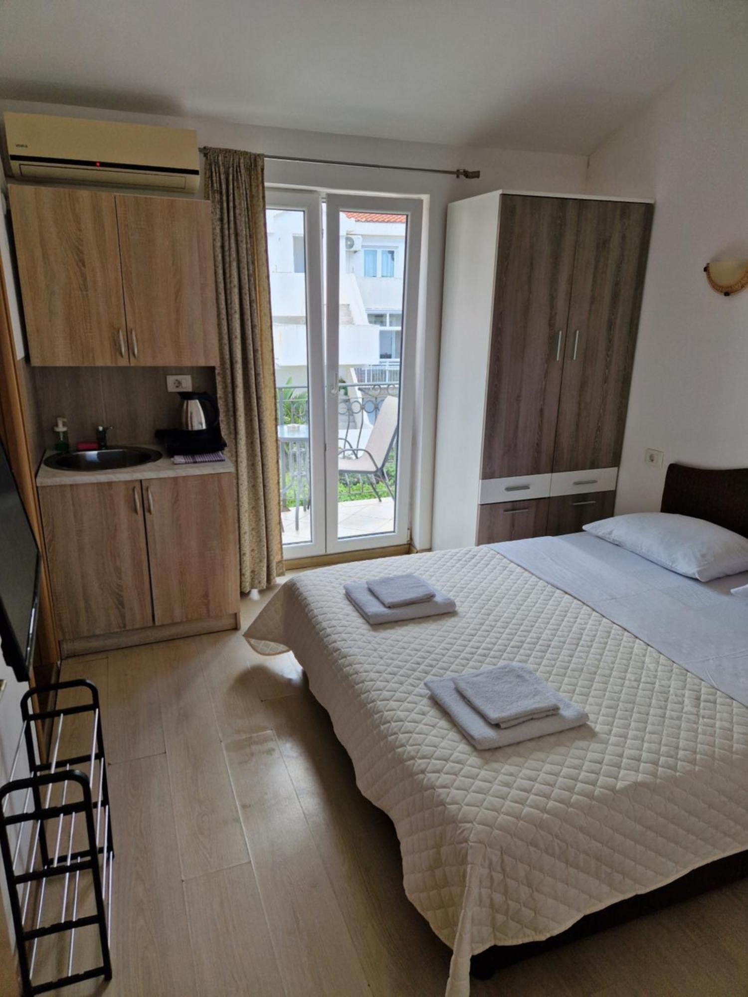 Guest House Damjana Budva Luaran gambar
