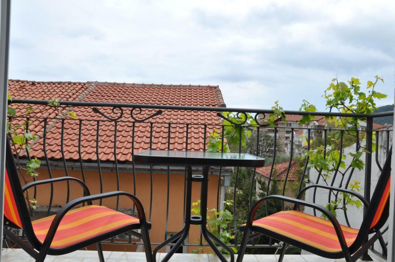 Guest House Damjana Budva Luaran gambar